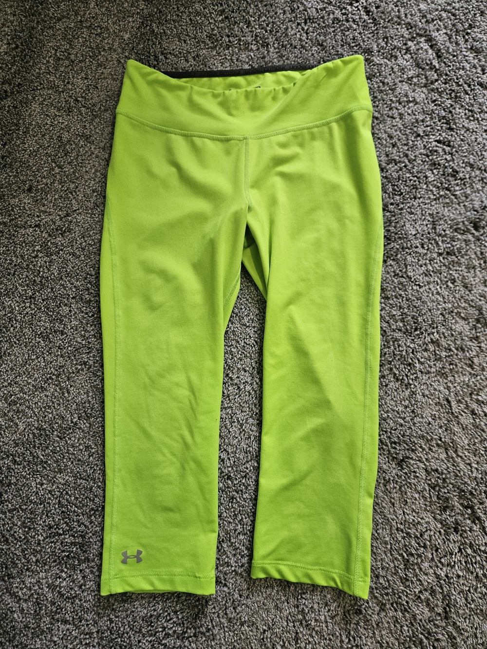 Under Armour Girls' Bright Neon Green Capri Leggings
